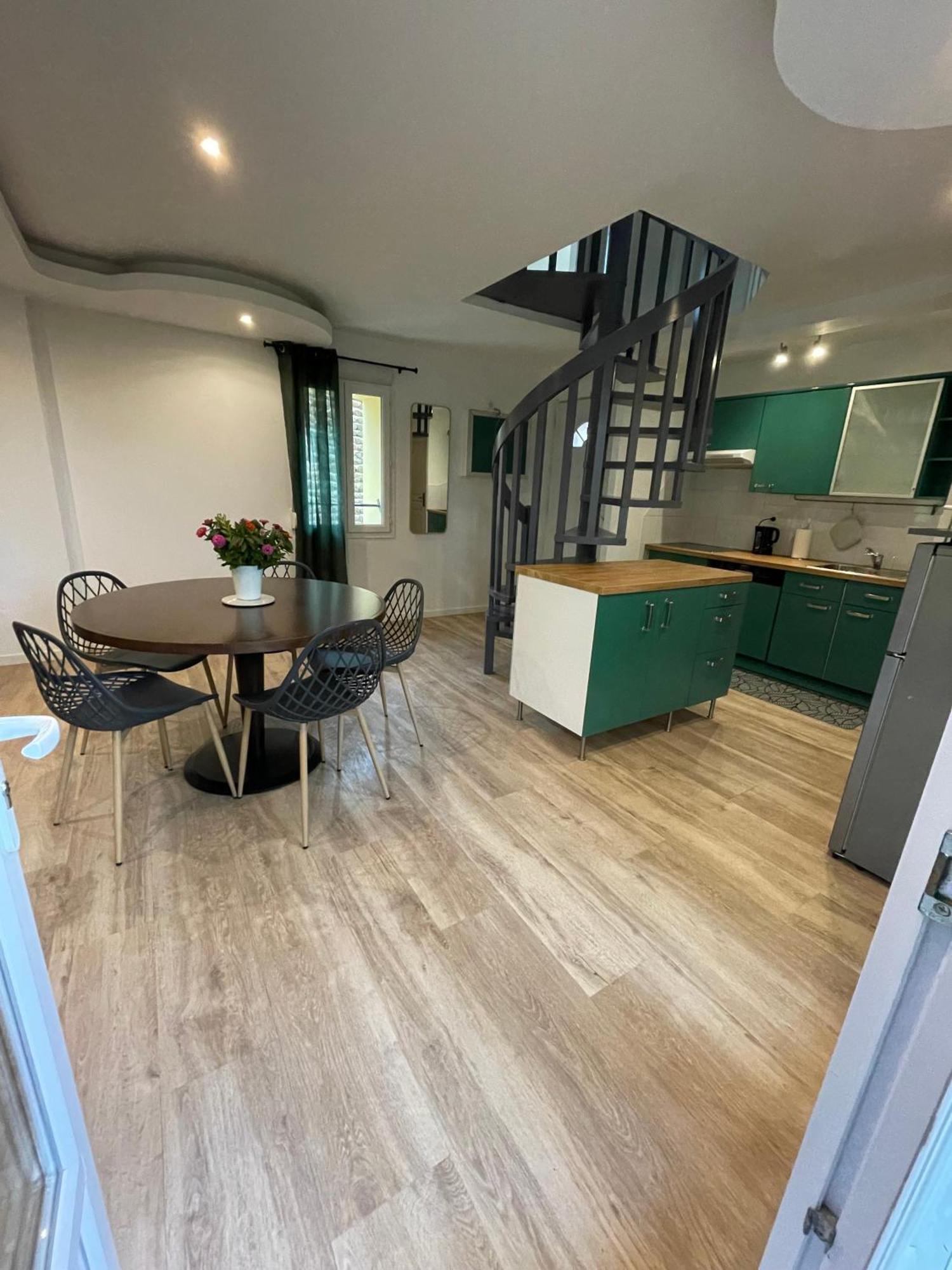 Maison Des Vignes Veyre-Monton Eksteriør bilde